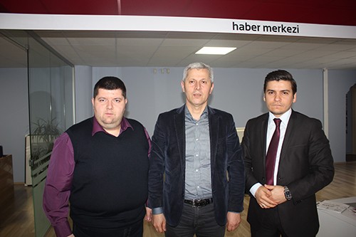 AK Parti Kocaeli Tanıtım ve Medya Birim Başkanı Ahmet Berberoğlu ile Ar-Ge Birim Başkanı Yusuf Akın