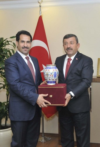 Yaman, Darıca Belediye Başkanı Şükrü Karabacak'ı ziyaret etti.