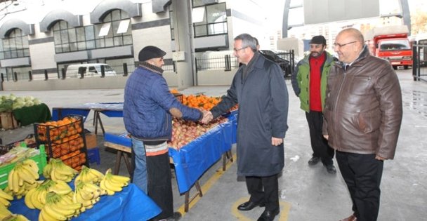 Adnan Köşker'den Pazar Ziyareti