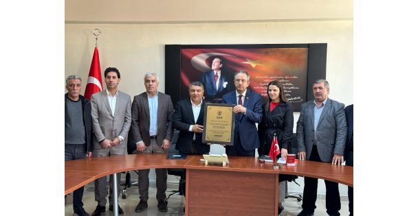 Başkan Şayir'den Kaymakam Kubilay'a Fahri Hemşerilik Beratı