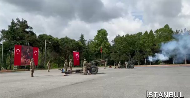 Cumhurbaşkanı Erdoğanın göreve başlamasıyla 101 pare top atışı gerçekleştirildi