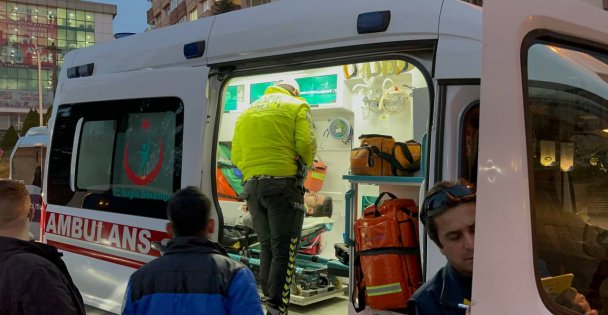 Gebze'de kasisten geçerken devrilen motosikletin sürücüsü yaralandı