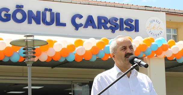 Gönül Çarşısı ihtiyaç sahiplerinin yanında