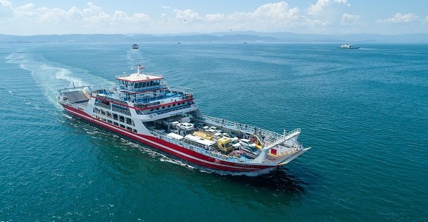 Hızlı feribot trafik çilesine son veriyor
