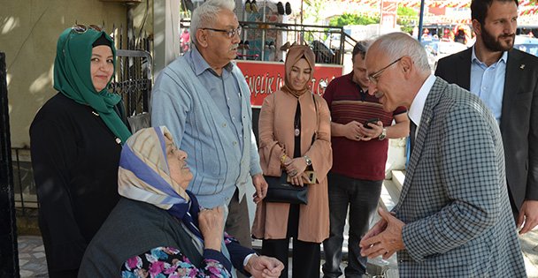 İrfan Ayar Beylikbağı esnafıyla buluştu