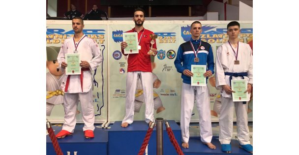 Kağıtsporlu Karatecilerden 4 Madalya