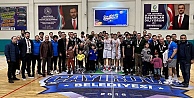 Çayırovada dostluk kazandı