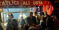 DEPREMZEDE TATLICI ALI USTA NIN SEVİNCİ