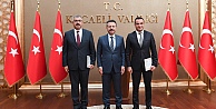 Kaan Yıkılmaz ve Mehmet Karakaş Sayın Valimize Veda Ziyaretinde