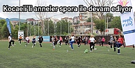 Kocaelili anneler açık havada spor yapıyor