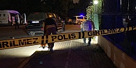 Sevgilisini Cadde Ortasında Tabancayla Vurdu