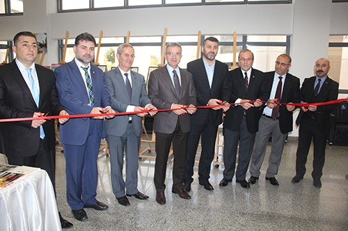 Serginin açılışı protokol üyeleri tarafından yapıldı