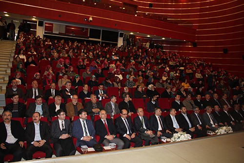 Programa yoğun ilgi gösterildi