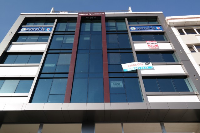 Petrol - İş Sendikası Gebze Şubesi yeni hizmet binası