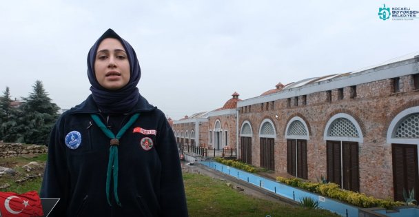 10 noktada istiklal marşı okudular