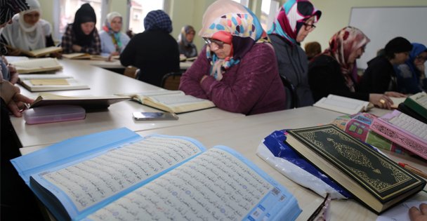 15 bin Fetih Suresi