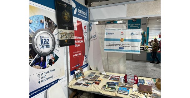 16. KOCAELİ KİTAP FUARINDA BİR İLK: ASIRLIK BELGELER GÖRÜCÜYE ÇIKTI