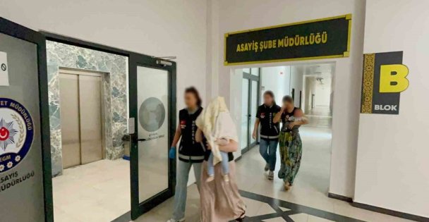 1,6 milyon liralık hırsızlığın şüphelisi kadınlar adliyeye bebekleriyle sevk edildi
