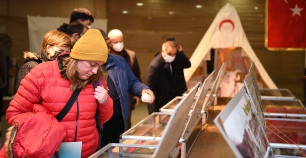 18 Mart Çanakkale Sergisine Yoğun İlgi