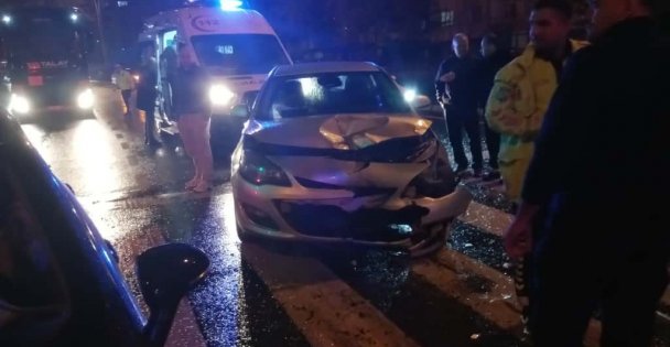 2 araç kazaya karıştı: 7 yaralı
