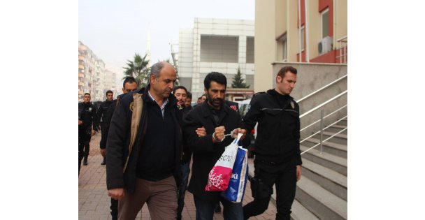 2 emniyet müdürü tutuklandı