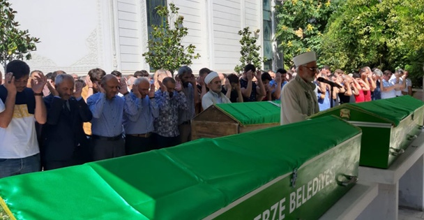 3 Arkadaş Gebzede Defnedildi