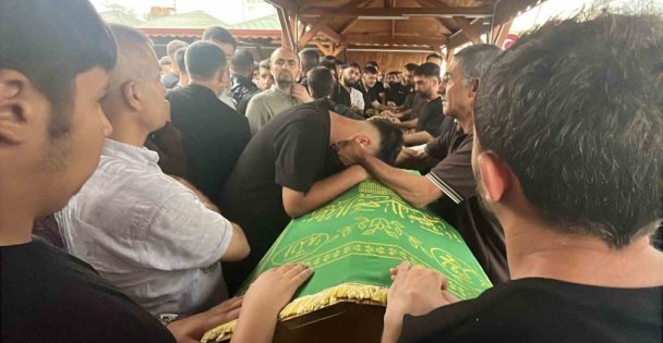 3 ay sonra düğünü olacaktı: Baba ve oğul gözyaşlarıyla son yolculuğuna uğurlandı