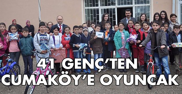 41 Genç'ten Cumaköy'e oyuncak