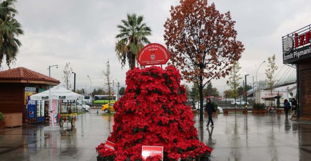 83. Yılda Şehri Atatürk Çiçekleriyle Süsledik