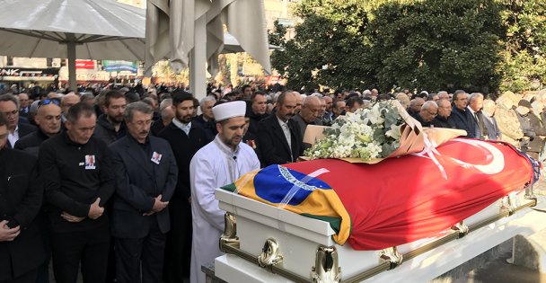 ABD'de trafik kazasında ölen genç Kocaeli'de defnedildi
