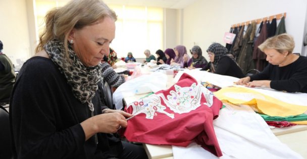 Abdülhamit döneminden kalma örtü yeniden hayat buldu