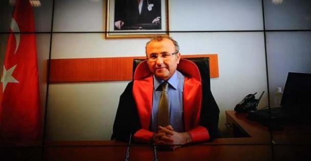 Adalete kurşun ve darbeler