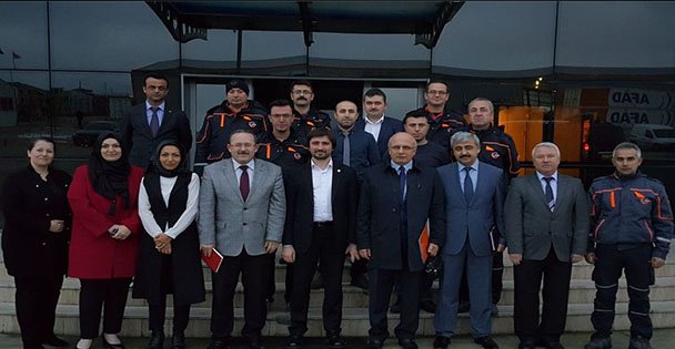 AFAD İl Müdürlüğünde ve İtfaiyede incelemelerde bulundu.