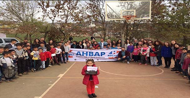 AHBAP Kocaeli'den Ata'ya Fidan