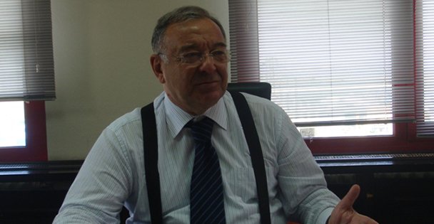 Ahmet Arkan vefat etti