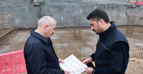 Ahmet Penbegüllü Parkı Yenileniyor