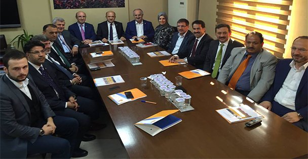 AK Parti çok hareketli!