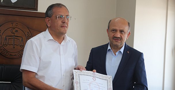 AK Parti Kocaeli Milletvekilleri Mazbatalarını Aldı