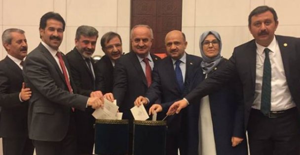 AK Parti Kocaeli'den birlik pozu