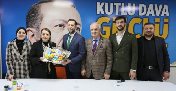 AK Parti Kocaeli'nin 12 ilçesinde eş zamanlı etkinlik düzenledi