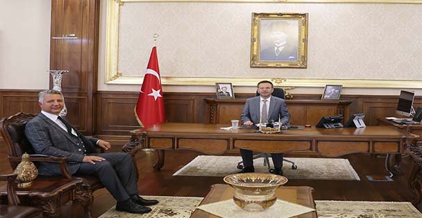 Akın Doğan'dan Vali Aksoy'a Ziyaret