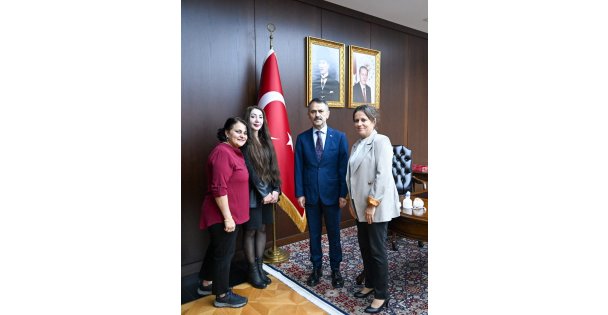 Akse Mahalle Muhtarı Derya Taştandan İlhami Aktaşa Ziyaret