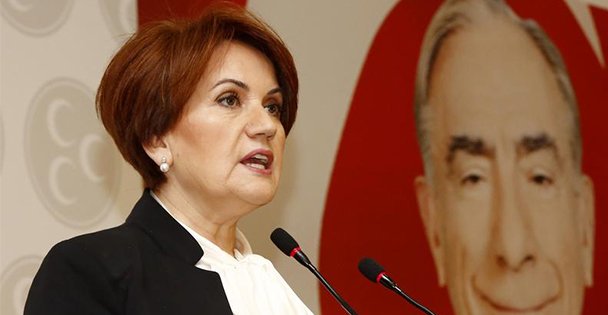 Akşener çekiliyor mu?