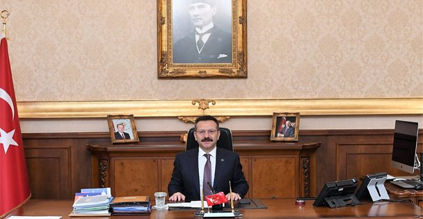 Aksoy'dan Dünya Kadın Hakları Günü mesajı