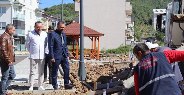 Alikahyadaki Park Ve Oyun Alanında Sona Doğru