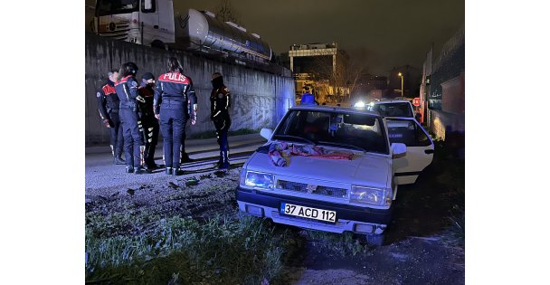 Alkollü Ve Ehliyetsiz Sürücü Polisten Kaçtı: Bir Kişiyi Yaraladığı Ortaya Çıktı