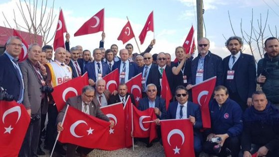 ANADOLU BASINI  SURİYE SINIRINDA MEHMETÇİK VE  MESLEKTAŞLARIYLA  KUCAKLAŞTI