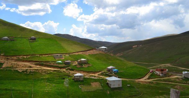 ANADOLU'YU VATAN YAPAN;  MANEVİ FATİHLER