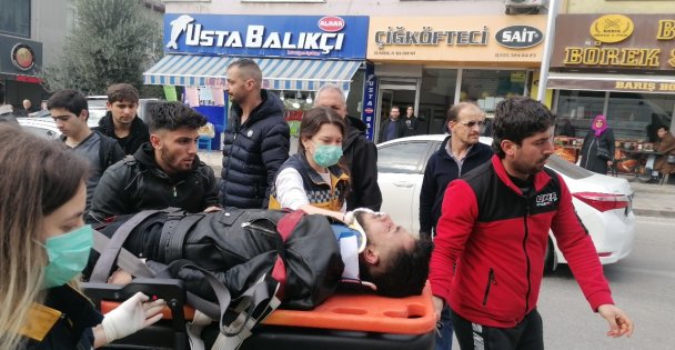 Yanlayarak yola çıkan otomobil kazaya sebep oldu: 1 ağır yaralı