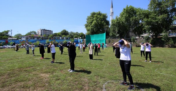 Anne Şehir'de açık havada spor egzersizleri başladı